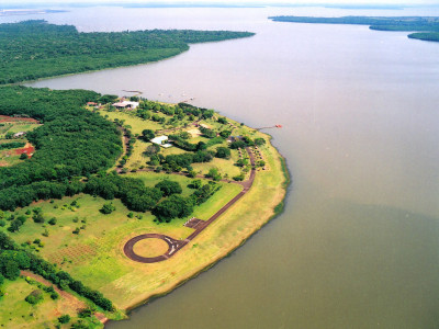 Pesquisa no Lago de Itaipu estuda viabilidade da criação de peixes para consumo. Foto: Com permissão de Itaipú Binacional / Reprodução (itapu.gov.br). Licença CC.